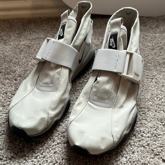 nike kmtr light bone